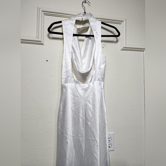 Lulus Gorgeous Vow White Satin Mock Neck Cowl Mermaid Maxi Dress S Wedding Party - Picture 9 of 11